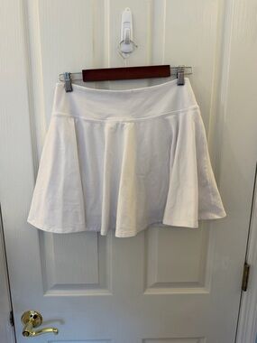 Beyond Yoga White Tennis Skirt - Flared Athletic Style